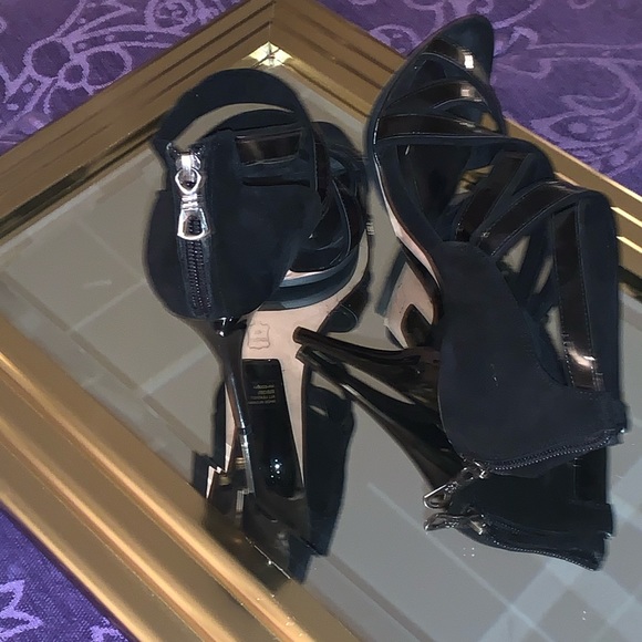 Black Heels - Picture 10 of 11